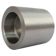 Socket weld couplings and half-couplings