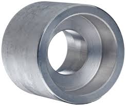 Socket weld reducing couplings