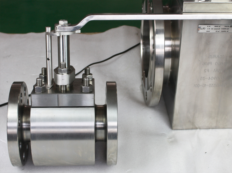 ZIRCONIUM Top Assembling Floating Ball Valve